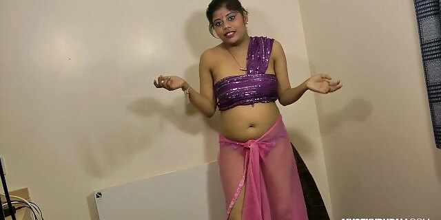 Gujarati Talking Sex Video - Gujarati Hot Babe Rupali Dirty Talking And Stripping Show 1:15 HD Indian Porno  Videos