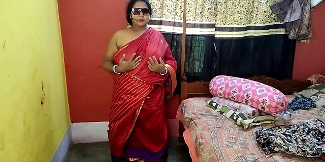 640px x 320px - Hoty Noty Indian bhabhi solo orgasm in her room in red sharee 3:00 HD Indian  Porno Videos
